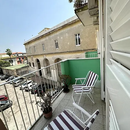 Elena's House * Naples