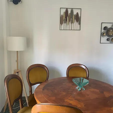 Elena's House * Naples