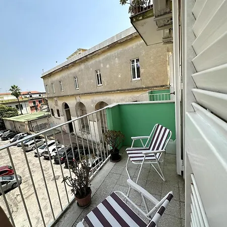 Elena's House * Napoli
