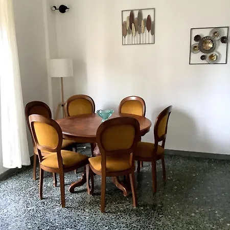 Elena's House * Napoli