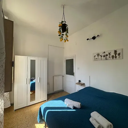 Elena's House